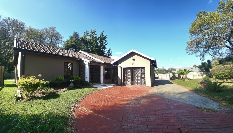 3 Bedroom Property for Sale in Pioneer Park KwaZulu-Natal