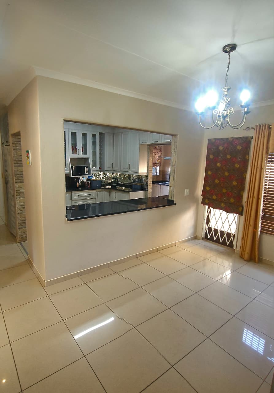 3 Bedroom Property for Sale in Pioneer Park KwaZulu-Natal