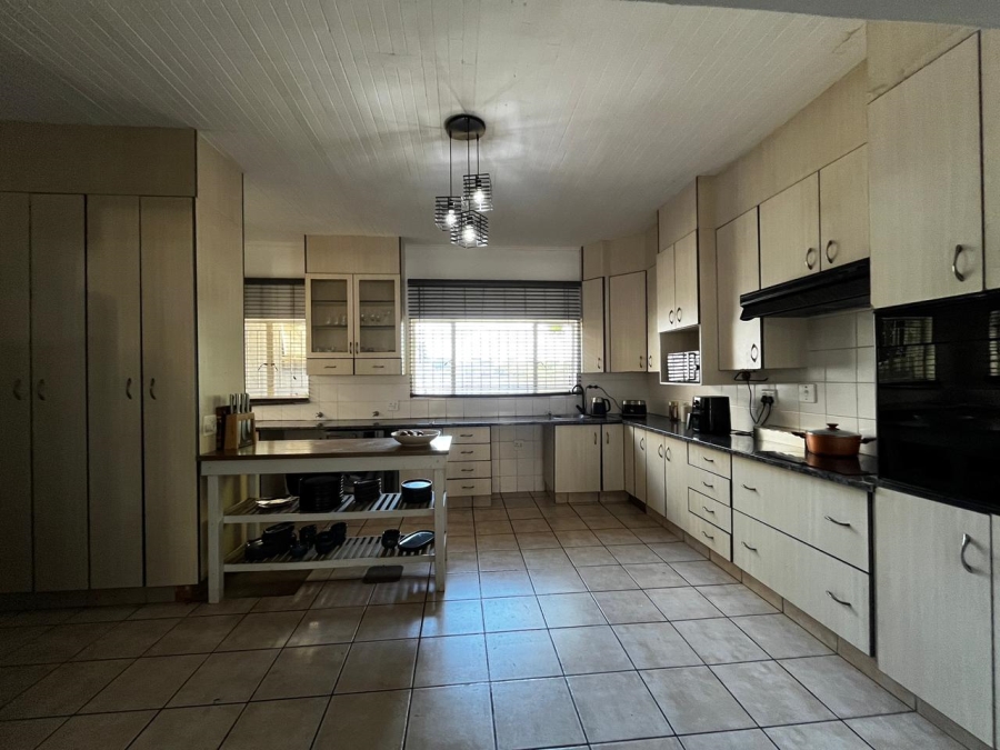 4 Bedroom Property for Sale in Aviary Hill KwaZulu-Natal