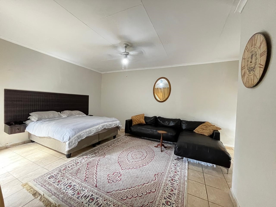 4 Bedroom Property for Sale in Aviary Hill KwaZulu-Natal