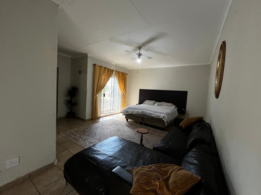 4 Bedroom Property for Sale in Aviary Hill KwaZulu-Natal