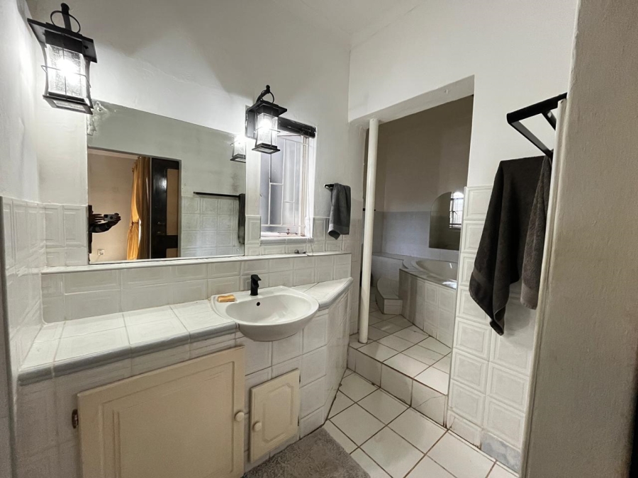 4 Bedroom Property for Sale in Aviary Hill KwaZulu-Natal