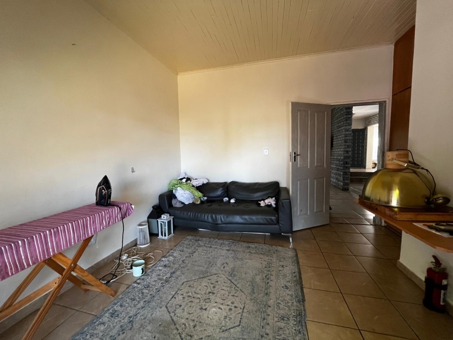 4 Bedroom Property for Sale in Aviary Hill KwaZulu-Natal