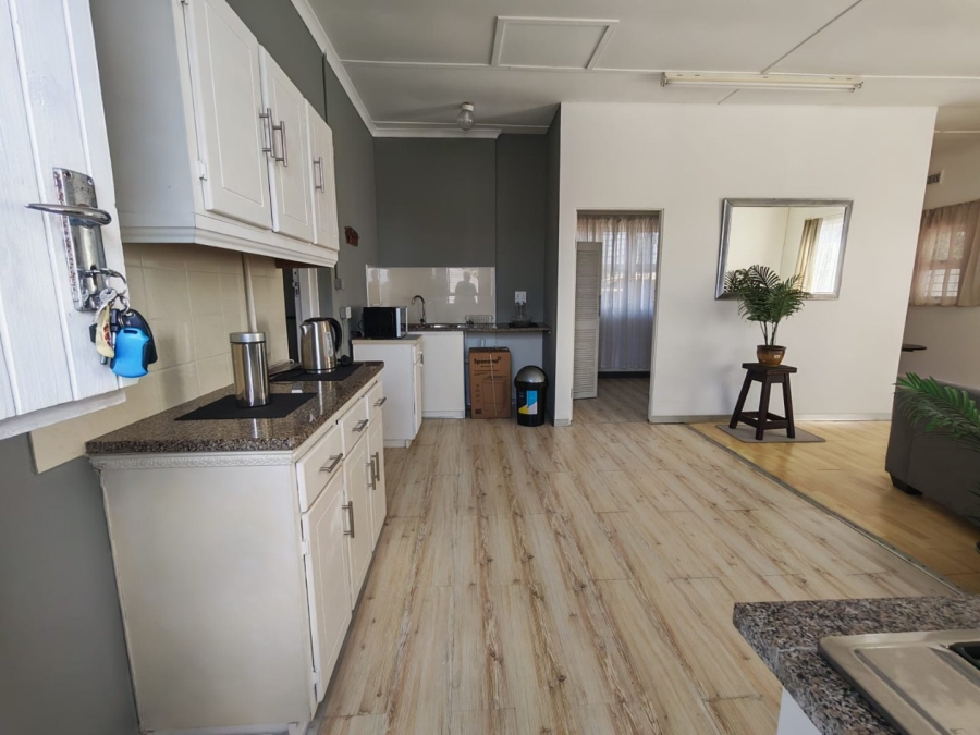 To Let 1 Bedroom Property for Rent in Sea Park KwaZulu-Natal