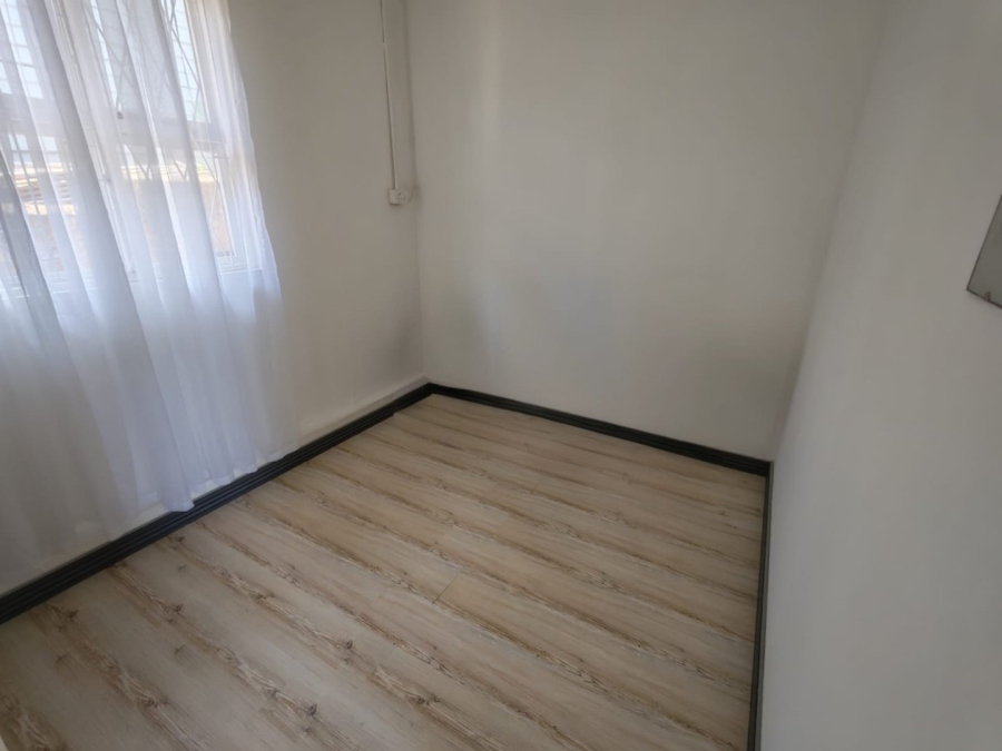 To Let 1 Bedroom Property for Rent in Sea Park KwaZulu-Natal