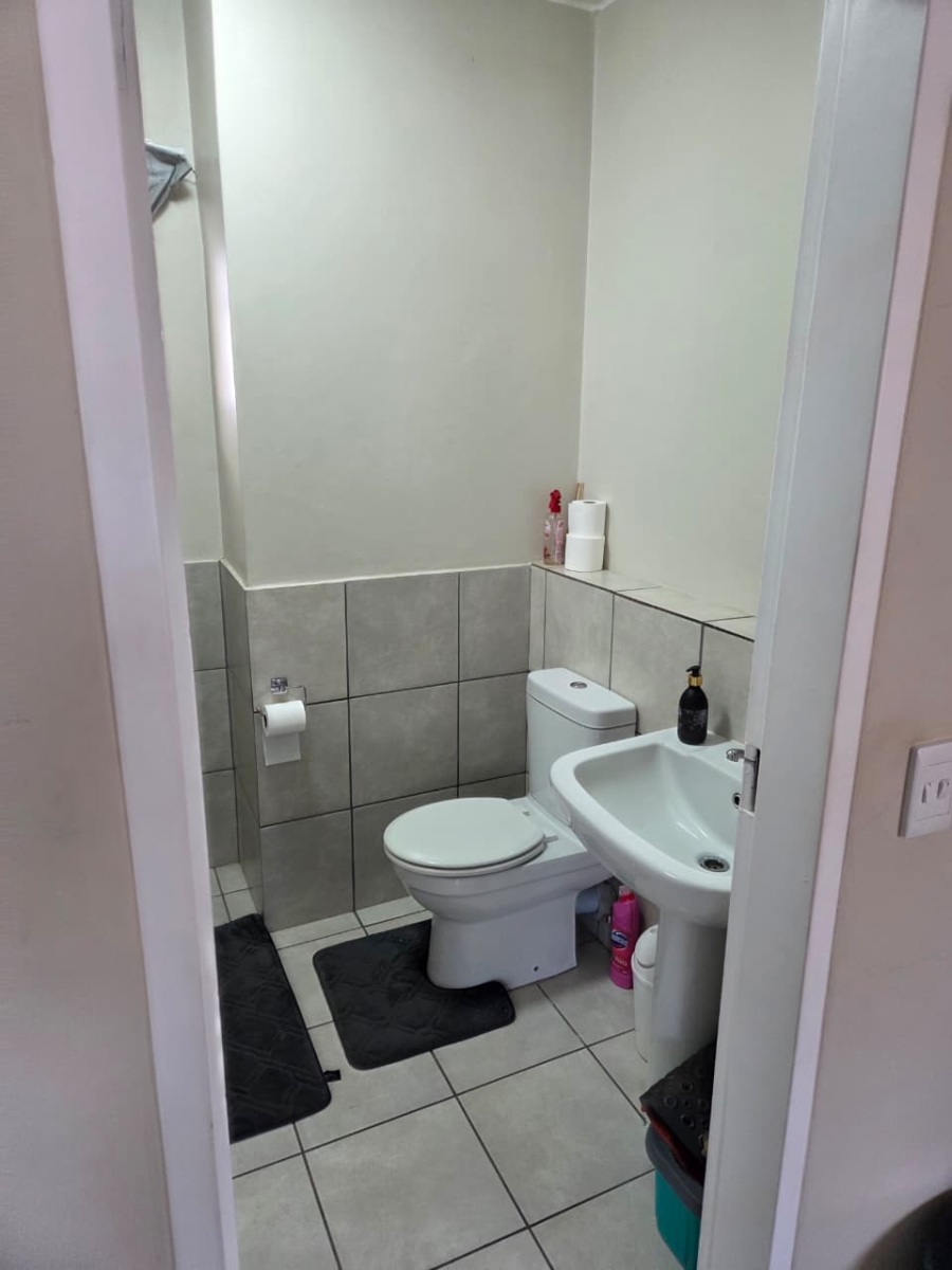 2 Bedroom Property for Sale in Bridge City KwaZulu-Natal