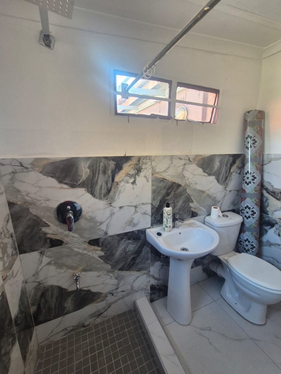 To Let 2 Bedroom Property for Rent in Merewent KwaZulu-Natal