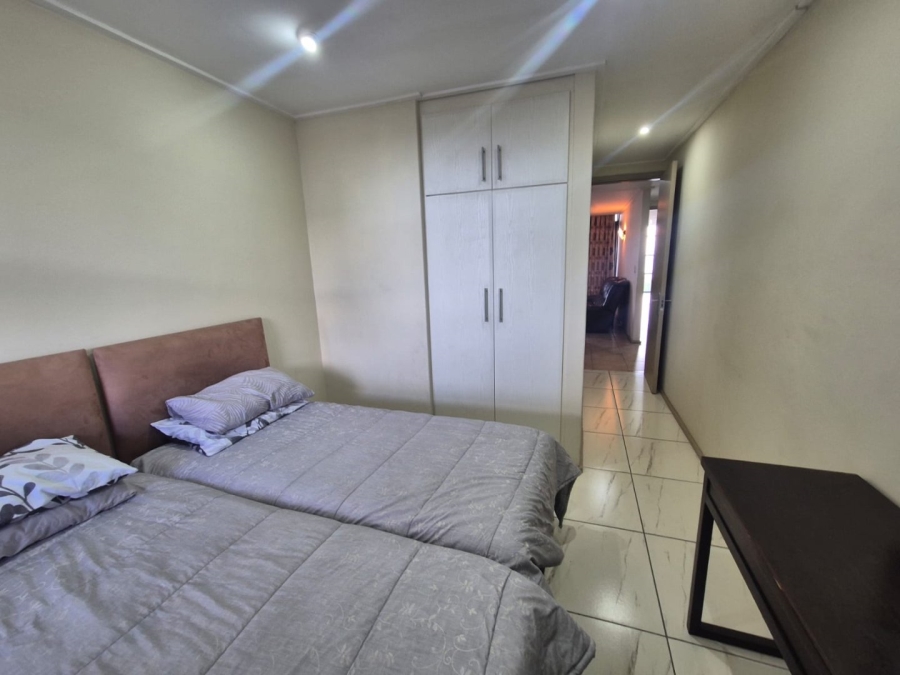 To Let 3 Bedroom Property for Rent in Point Waterfront KwaZulu-Natal