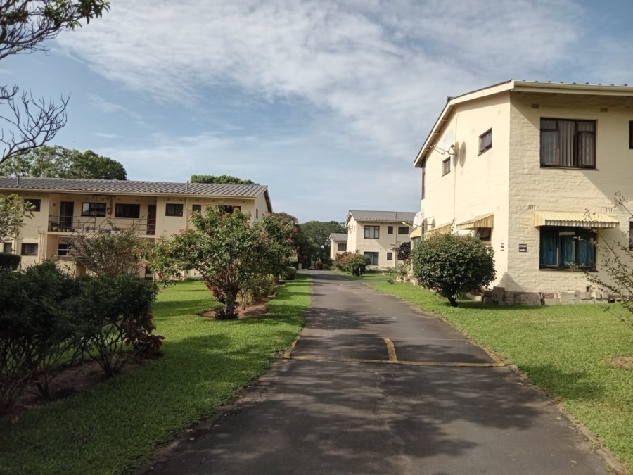2 Bedroom Property for Sale in Umtentweni KwaZulu-Natal