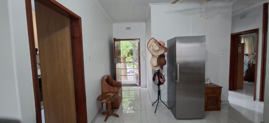 2 Bedroom Property for Sale in Umtentweni KwaZulu-Natal