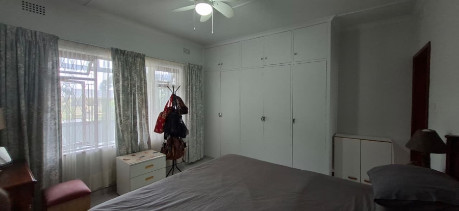 2 Bedroom Property for Sale in Umtentweni KwaZulu-Natal