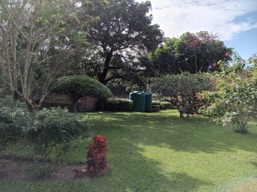 2 Bedroom Property for Sale in Umtentweni KwaZulu-Natal