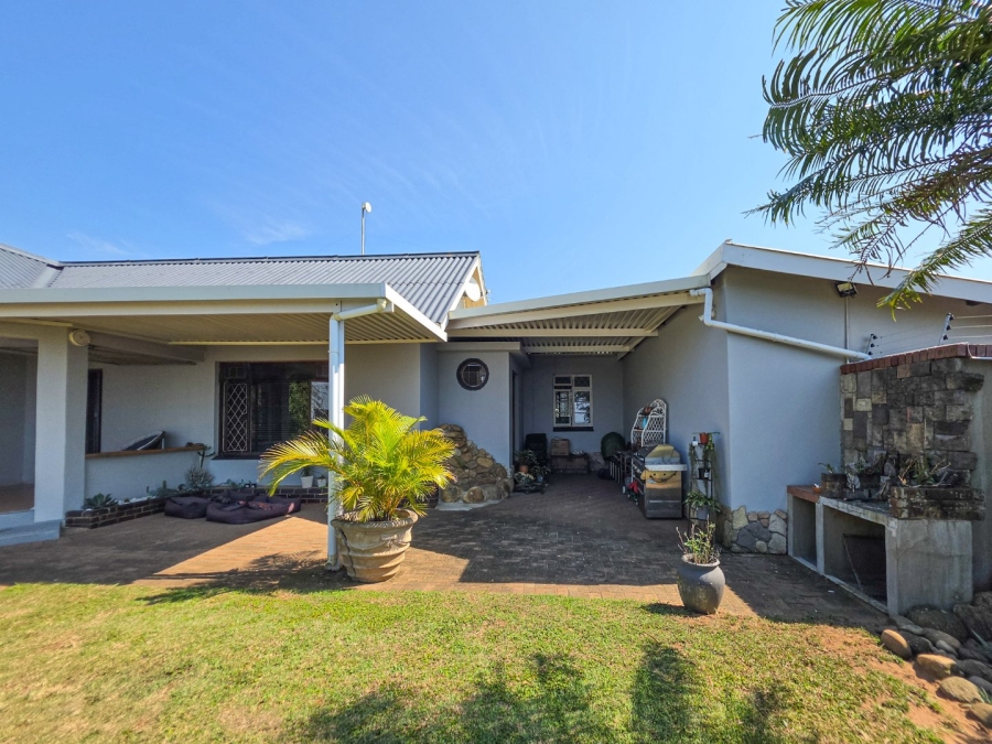 3 Bedroom Property for Sale in Oslo Beach KwaZulu-Natal