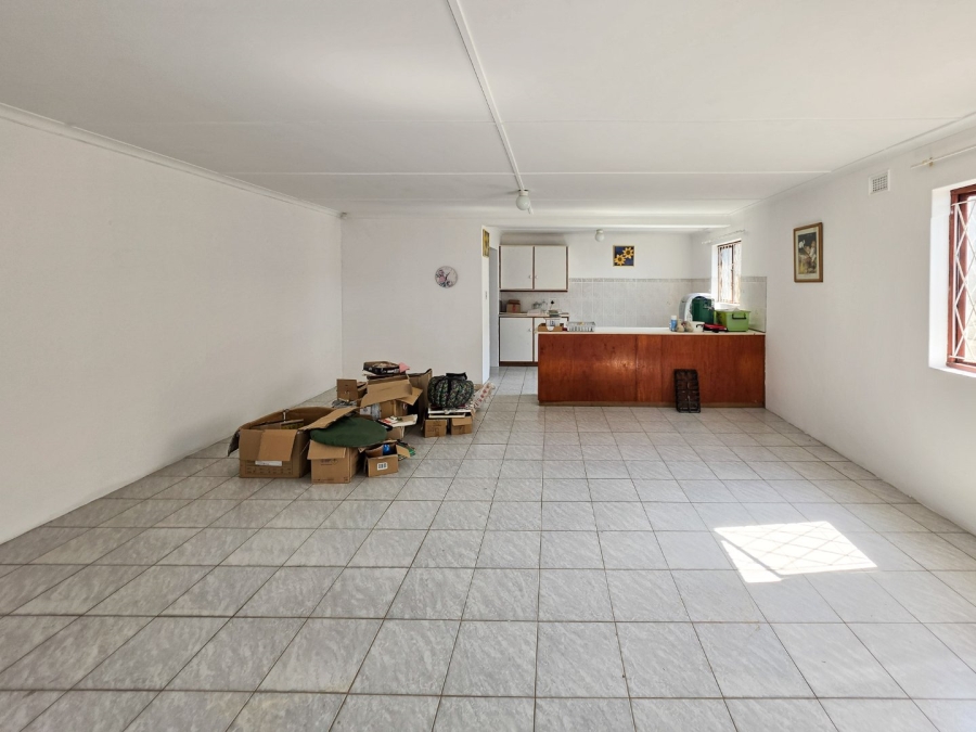 3 Bedroom Property for Sale in Oslo Beach KwaZulu-Natal