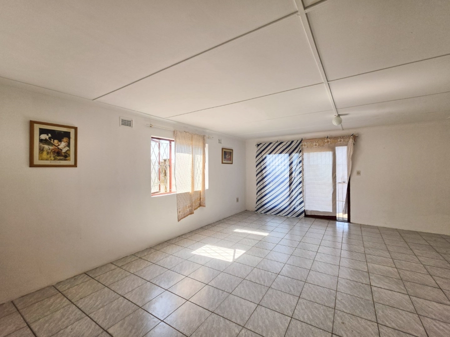 3 Bedroom Property for Sale in Oslo Beach KwaZulu-Natal