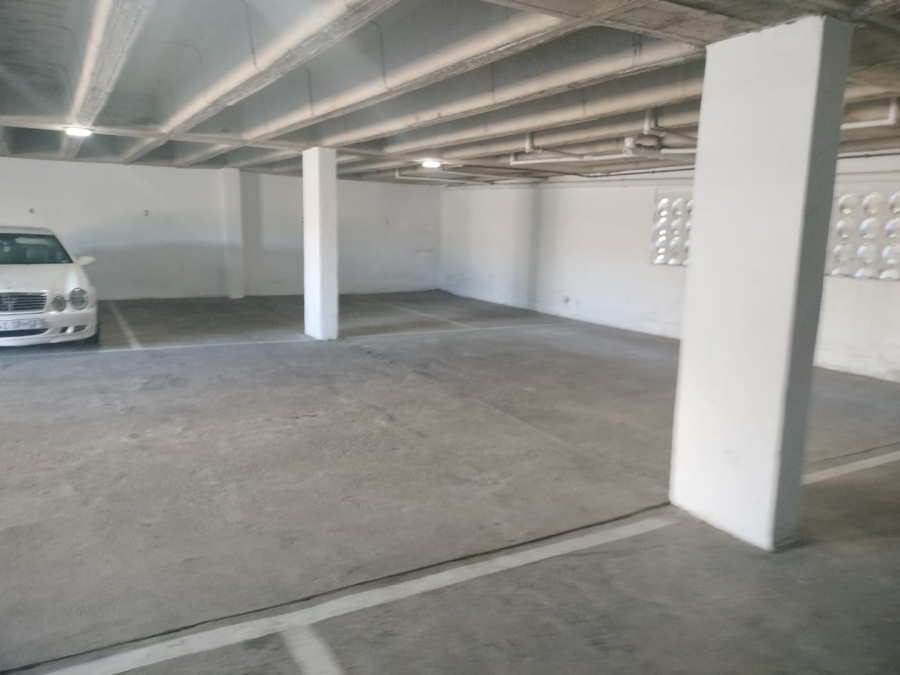 1 Bedroom Property for Sale in Margate Beach KwaZulu-Natal