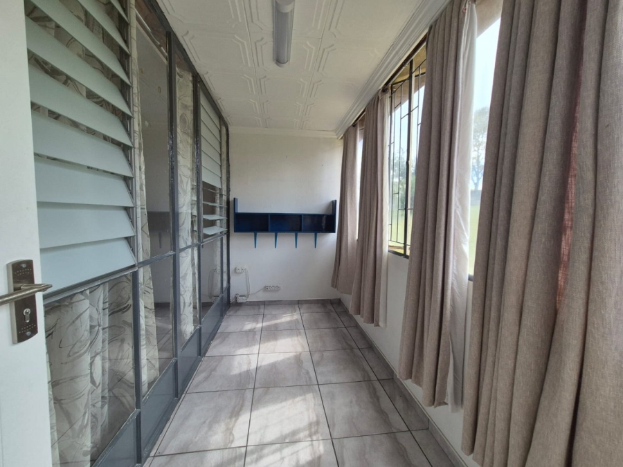 2 Bedroom Property for Sale in Pioneer Park KwaZulu-Natal