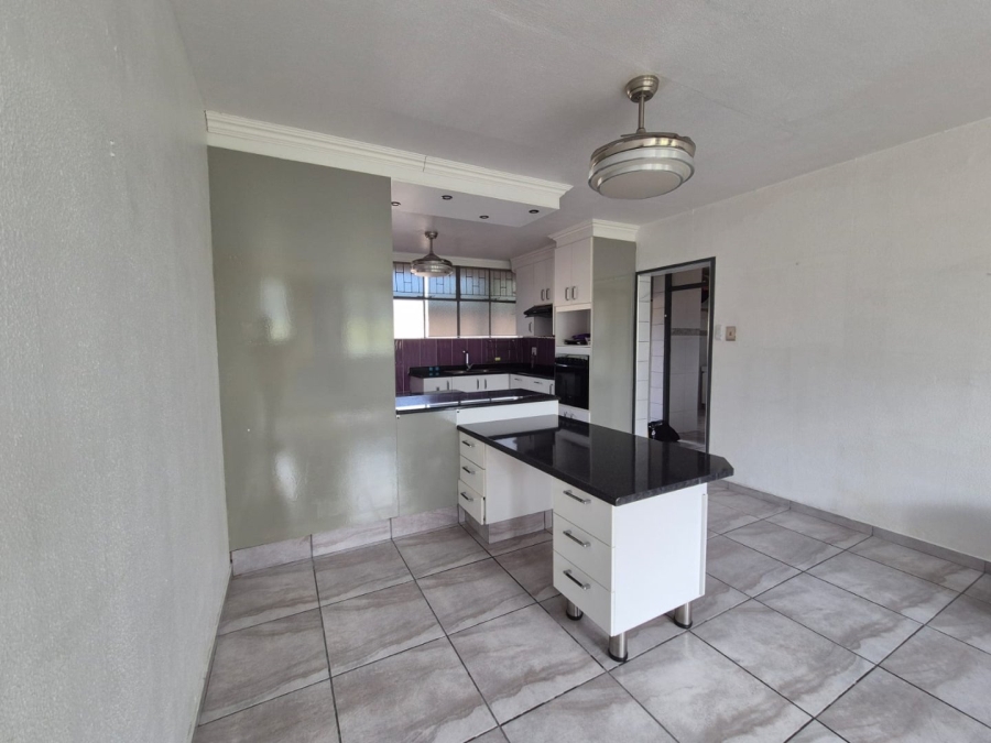 2 Bedroom Property for Sale in Pioneer Park KwaZulu-Natal