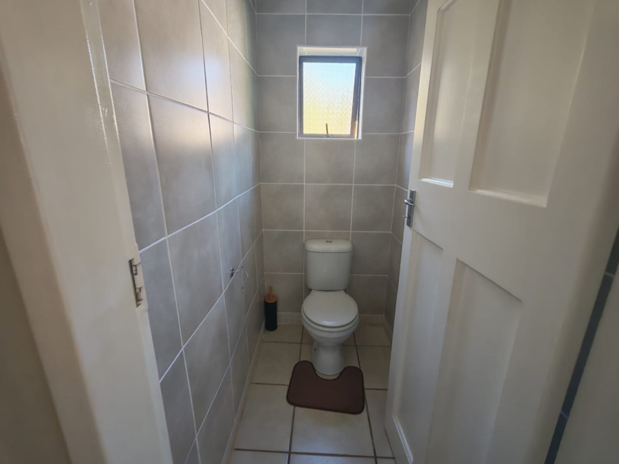 5 Bedroom Property for Sale in Woodgrange KwaZulu-Natal