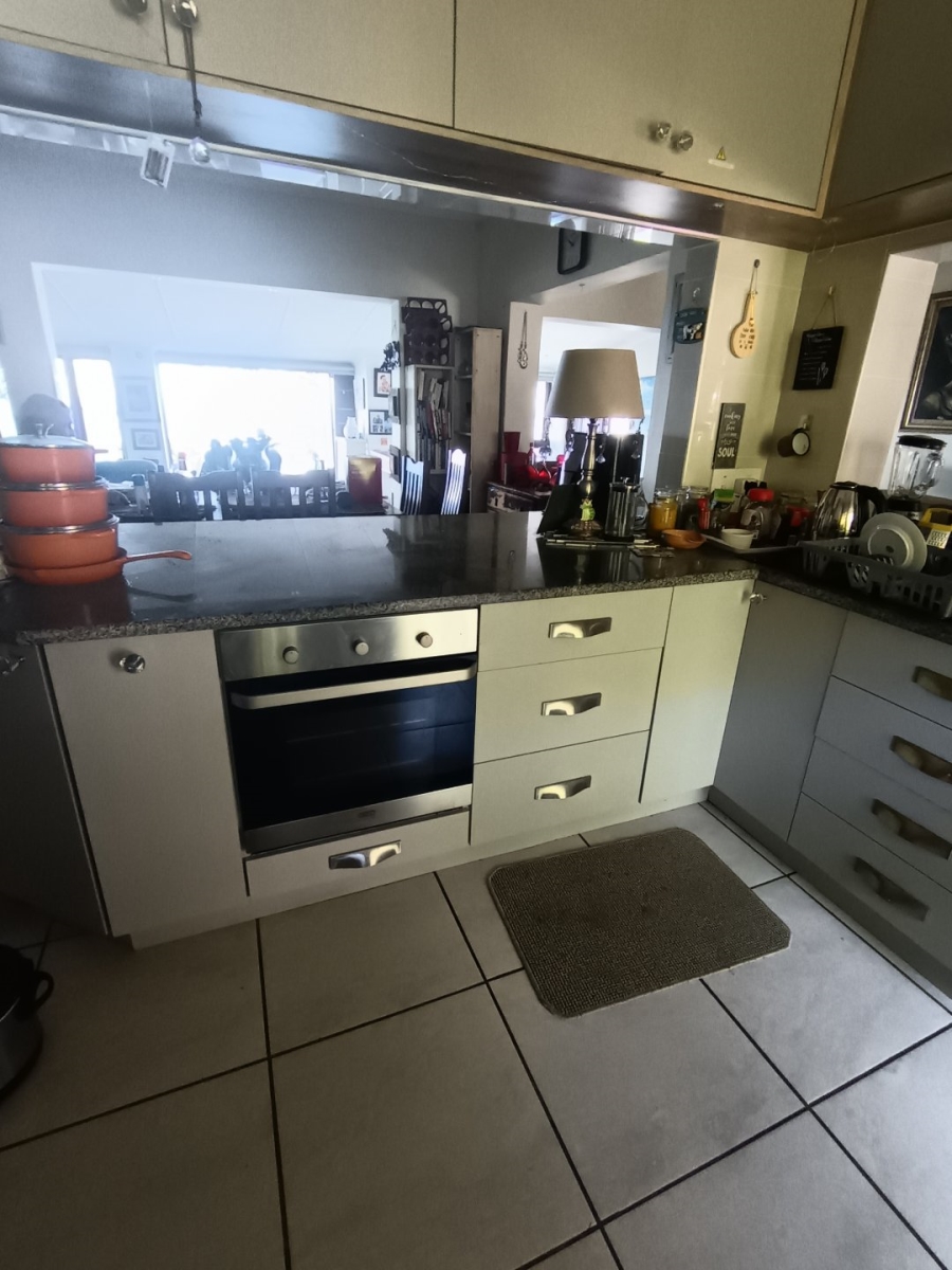 4 Bedroom Property for Sale in Woodgrange KwaZulu-Natal