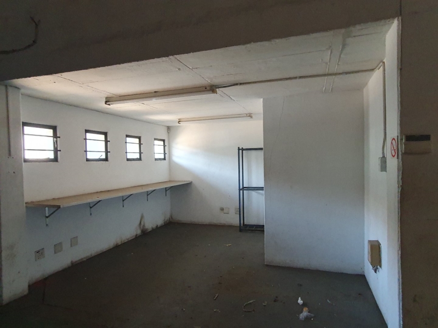 To Let Commercial Property for Rent in Red Hill KwaZulu-Natal