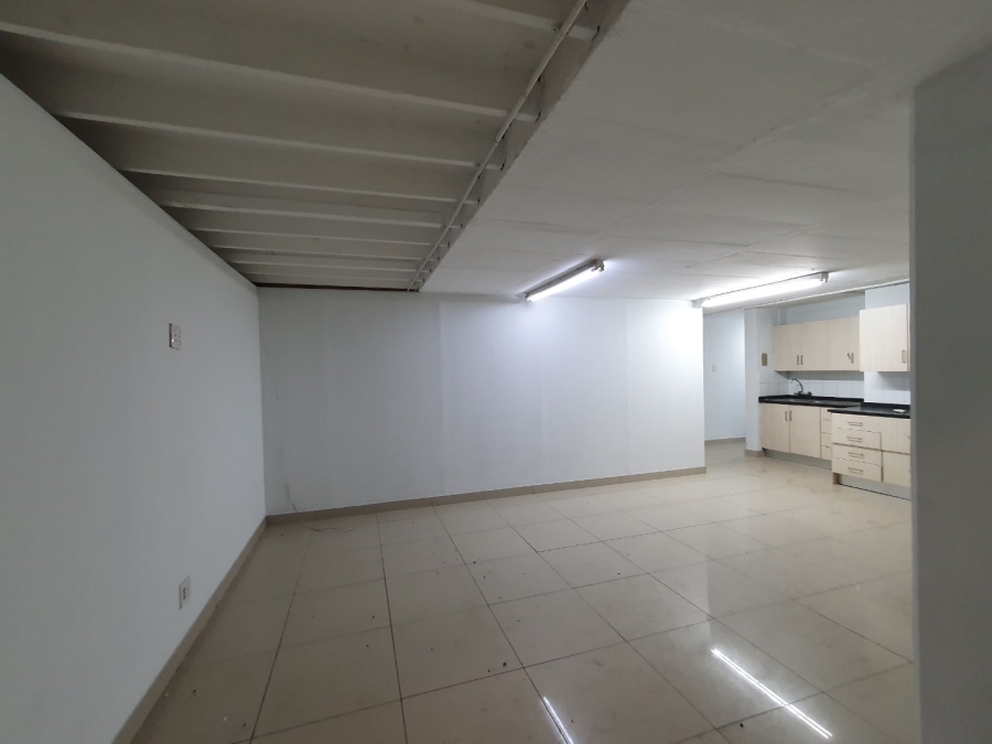 To Let Commercial Property for Rent in Red Hill KwaZulu-Natal