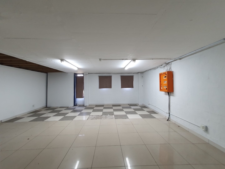 To Let Commercial Property for Rent in Red Hill KwaZulu-Natal