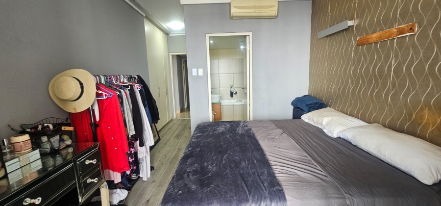 2 Bedroom Property for Sale in Umhlanga KwaZulu-Natal