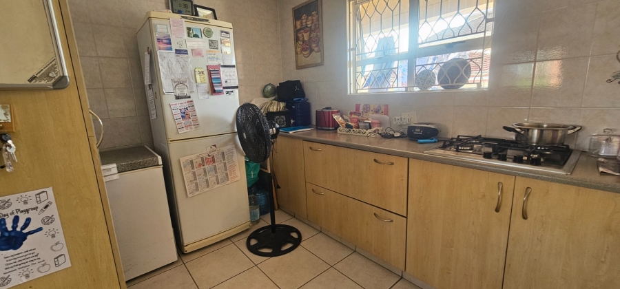 To Let 4 Bedroom Property for Rent in Clare Estate KwaZulu-Natal