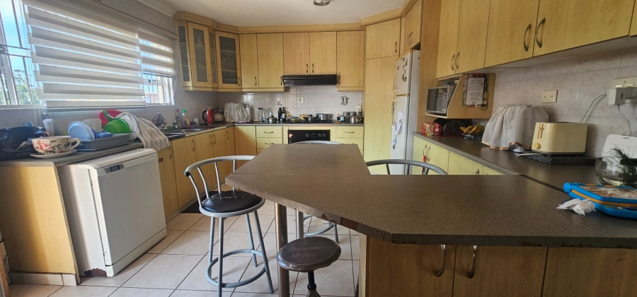 To Let 4 Bedroom Property for Rent in Clare Estate KwaZulu-Natal
