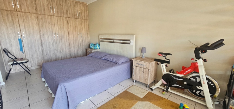 To Let 4 Bedroom Property for Rent in Clare Estate KwaZulu-Natal
