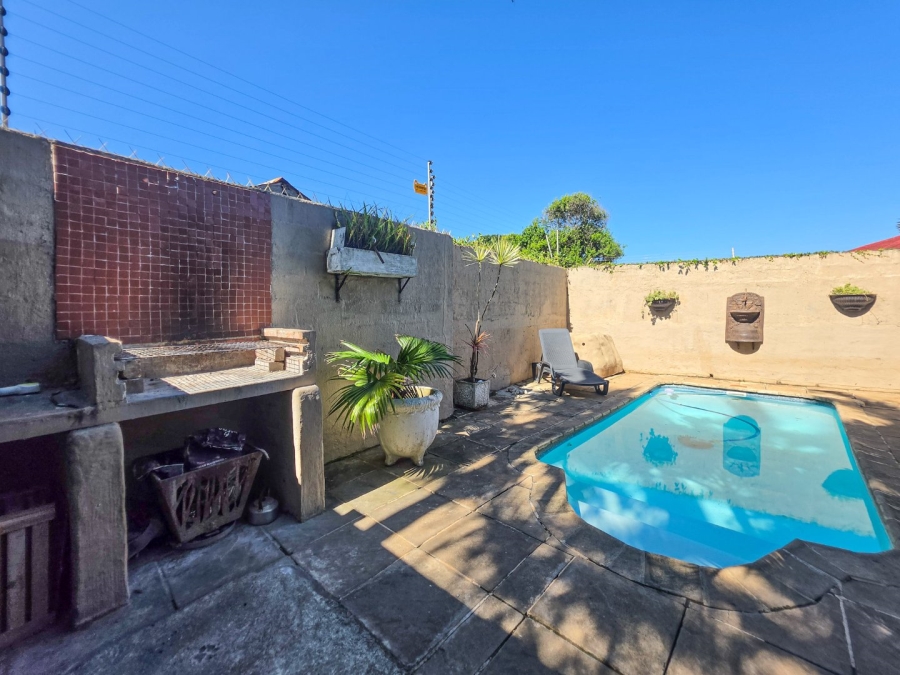 5 Bedroom Property for Sale in Ramsgate KwaZulu-Natal