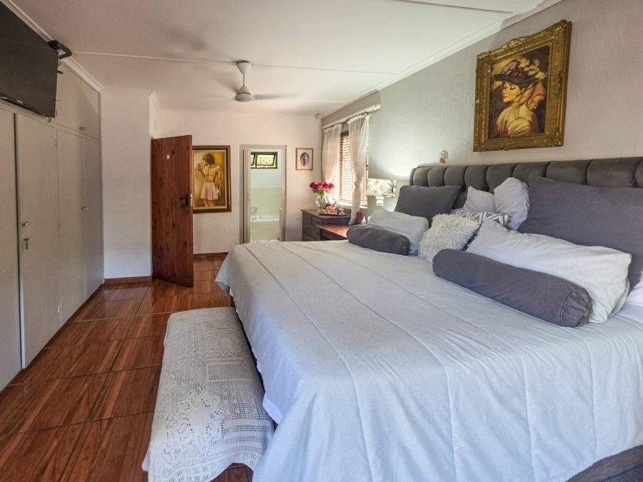 5 Bedroom Property for Sale in Ramsgate KwaZulu-Natal