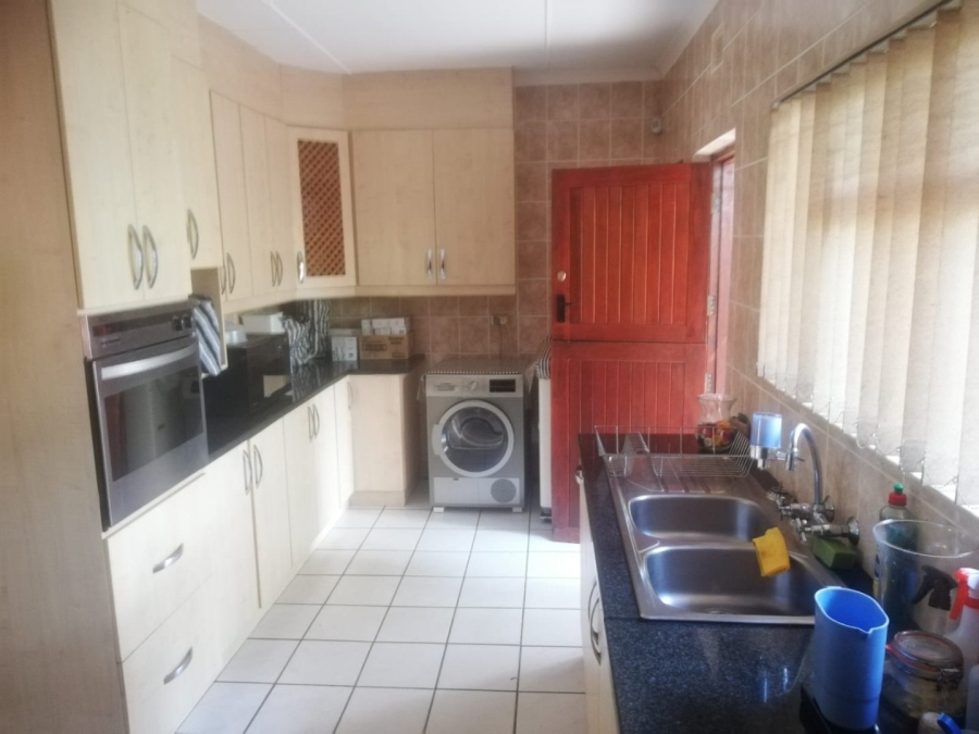 4 Bedroom Property for Sale in Hibberdene KwaZulu-Natal