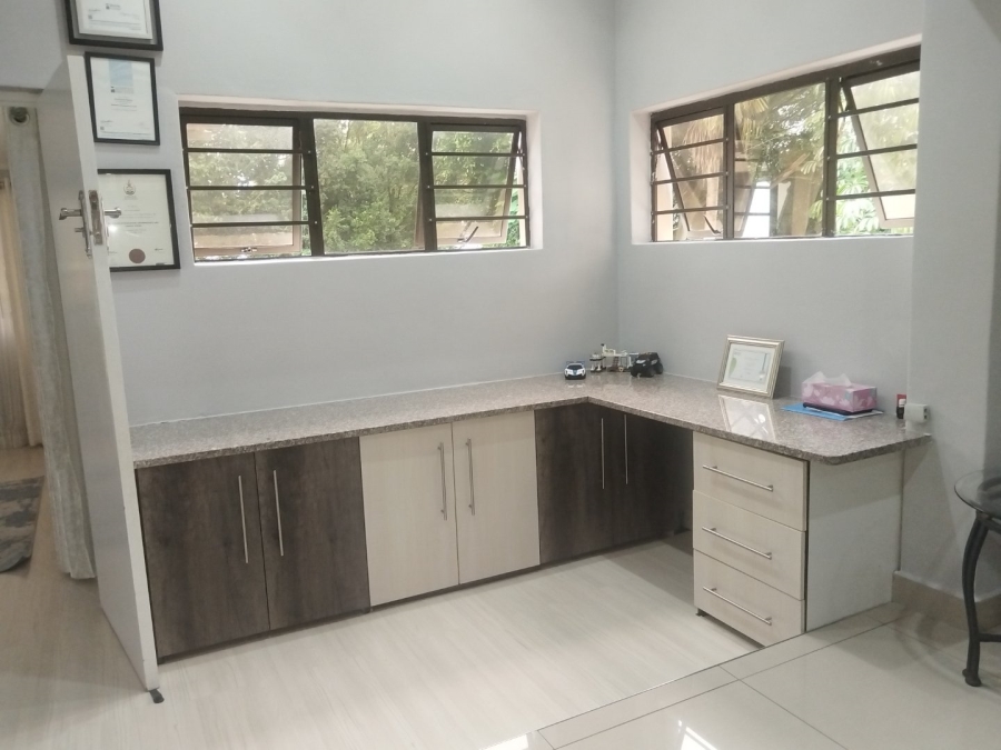 4 Bedroom Property for Sale in Shelly Beach KwaZulu-Natal