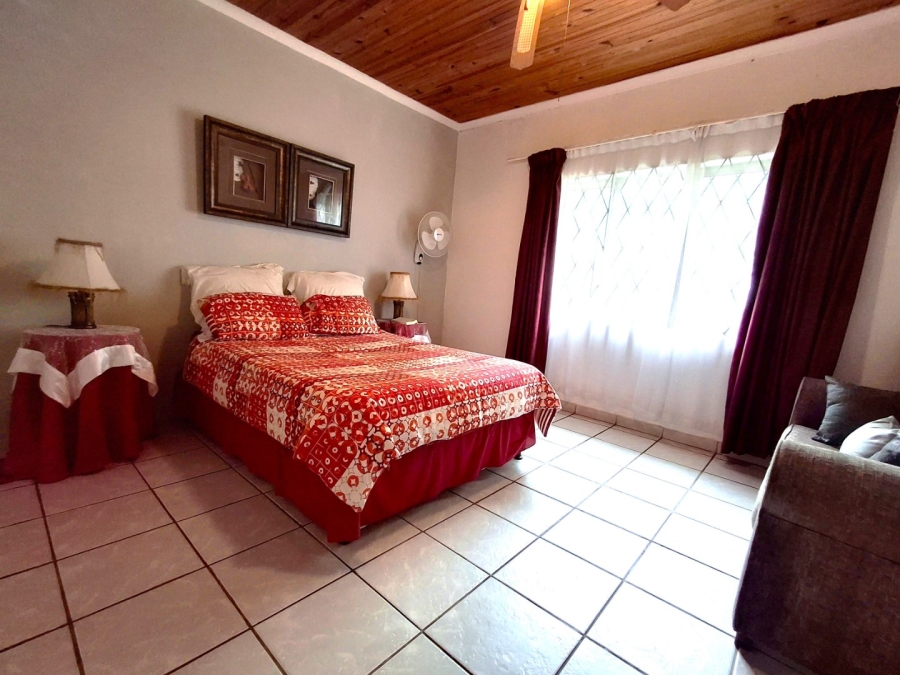 2 Bedroom Property for Sale in Palm Beach KwaZulu-Natal