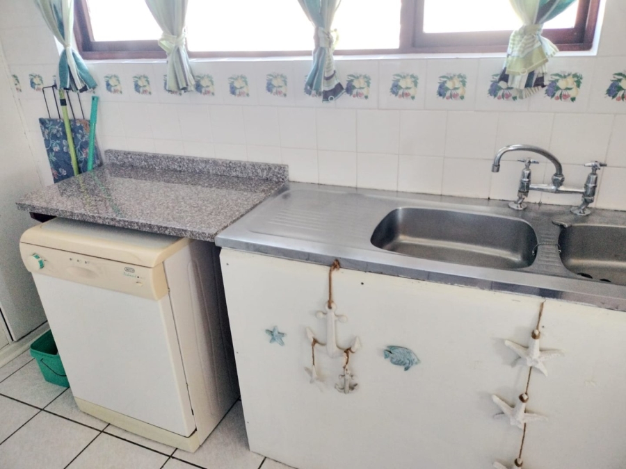 3 Bedroom Property for Sale in St Michaels On Sea KwaZulu-Natal