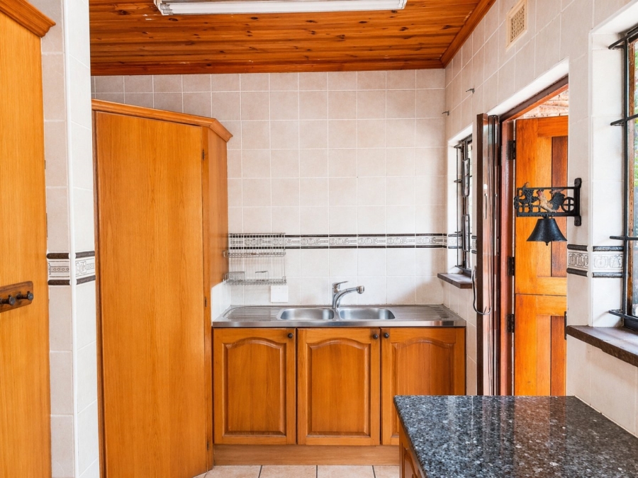 4 Bedroom Property for Sale in Woodside KwaZulu-Natal