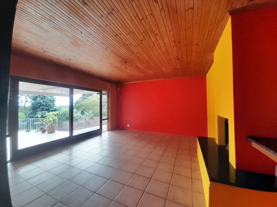 4 Bedroom Property for Sale in Woodside KwaZulu-Natal