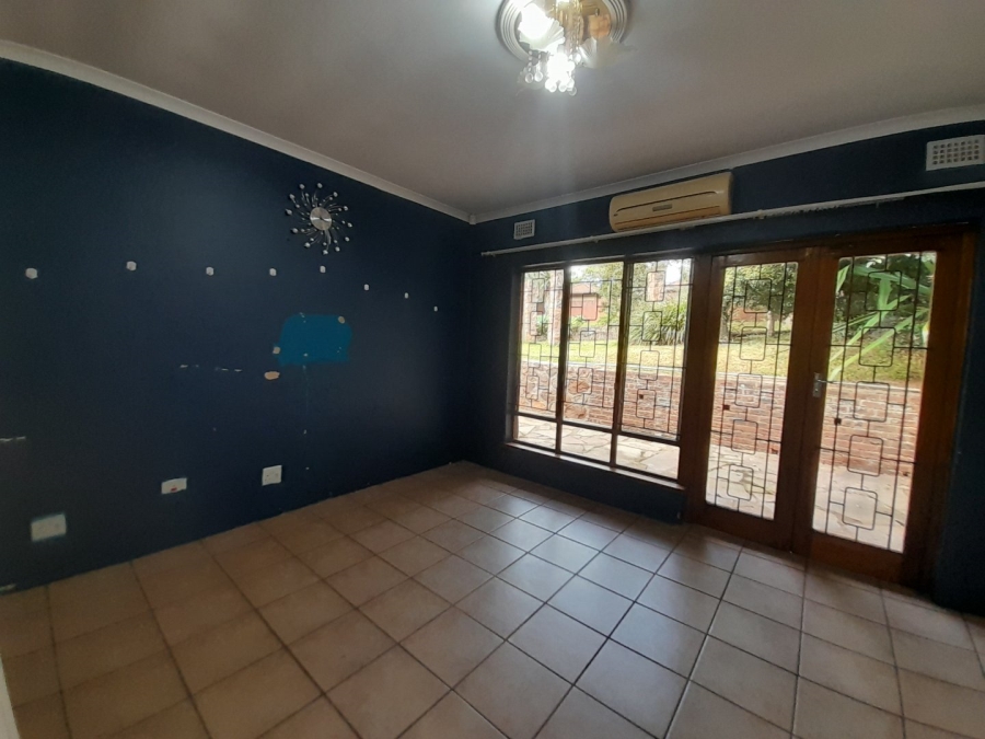 4 Bedroom Property for Sale in Woodside KwaZulu-Natal