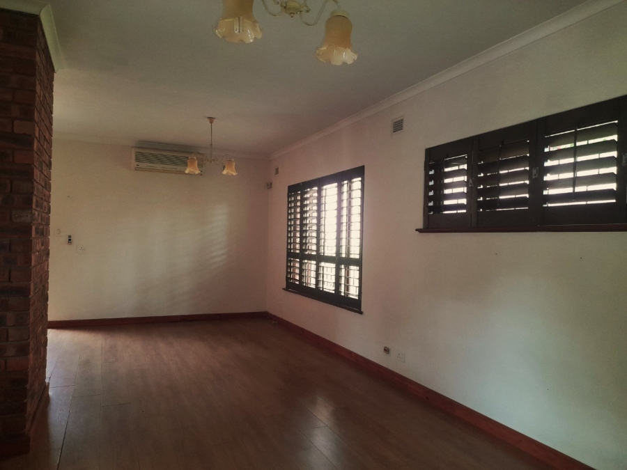 4 Bedroom Property for Sale in Woodside KwaZulu-Natal