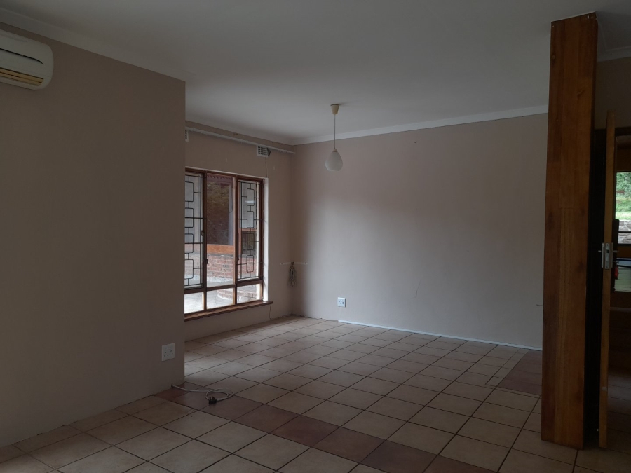 4 Bedroom Property for Sale in Woodside KwaZulu-Natal