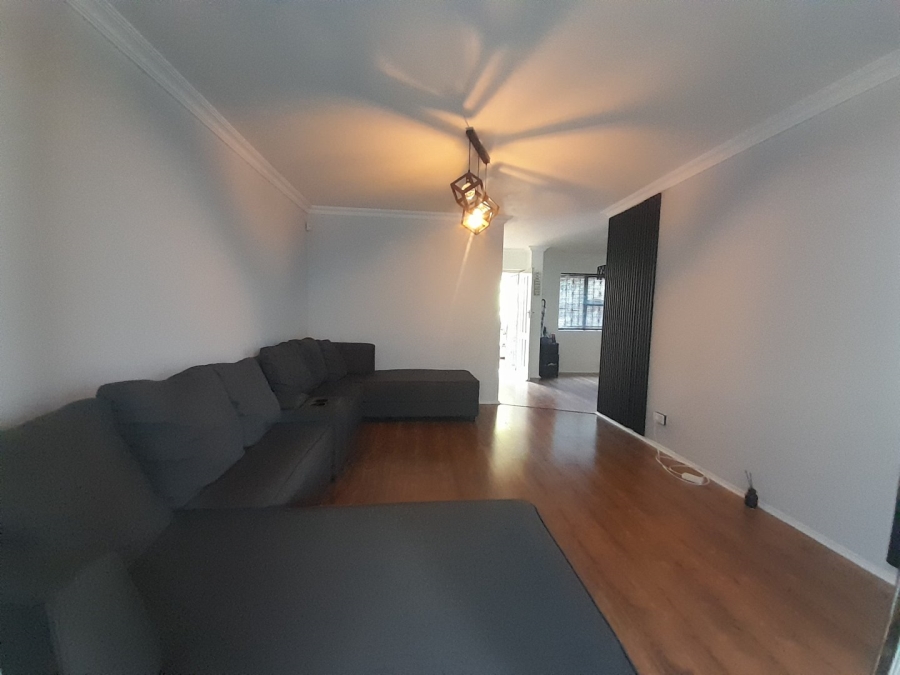 2 Bedroom Property for Sale in Westridge KwaZulu-Natal