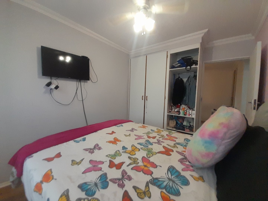 2 Bedroom Property for Sale in Westridge KwaZulu-Natal