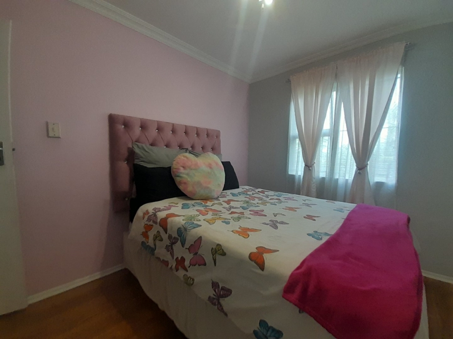 2 Bedroom Property for Sale in Westridge KwaZulu-Natal