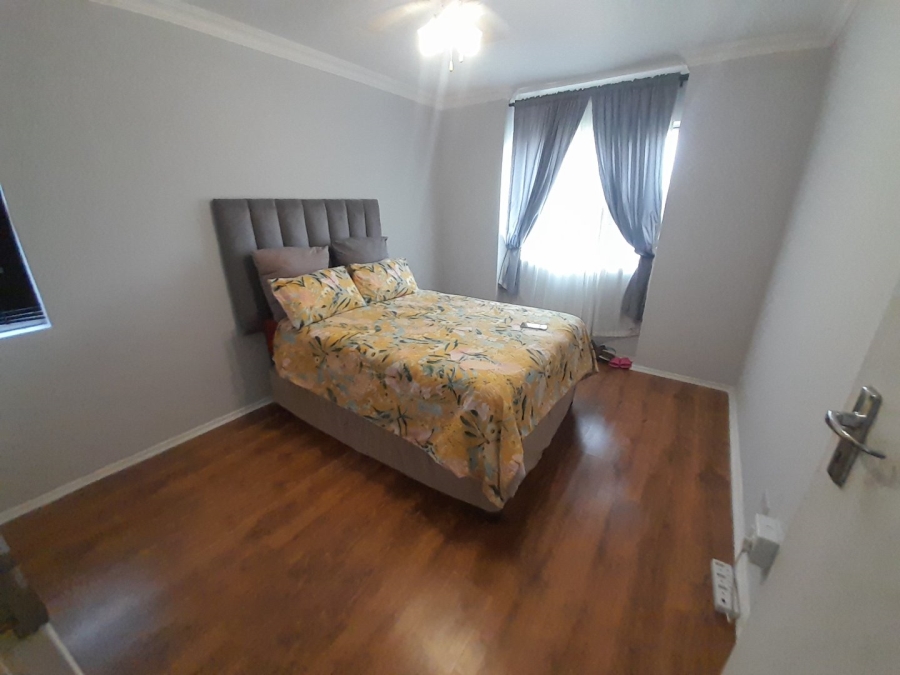 2 Bedroom Property for Sale in Westridge KwaZulu-Natal