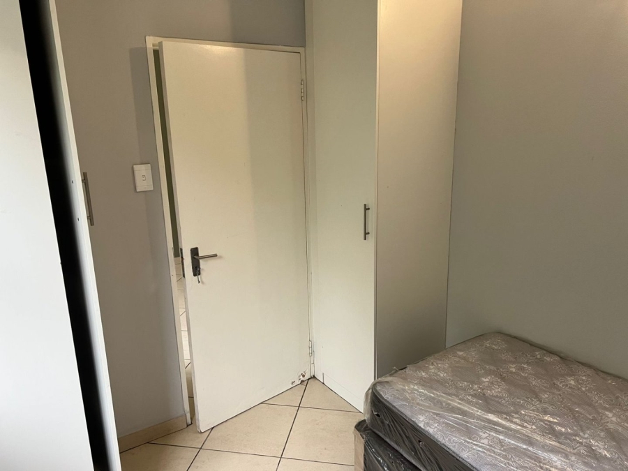 To Let  Bedroom Property for Rent in Madadeni D KwaZulu-Natal
