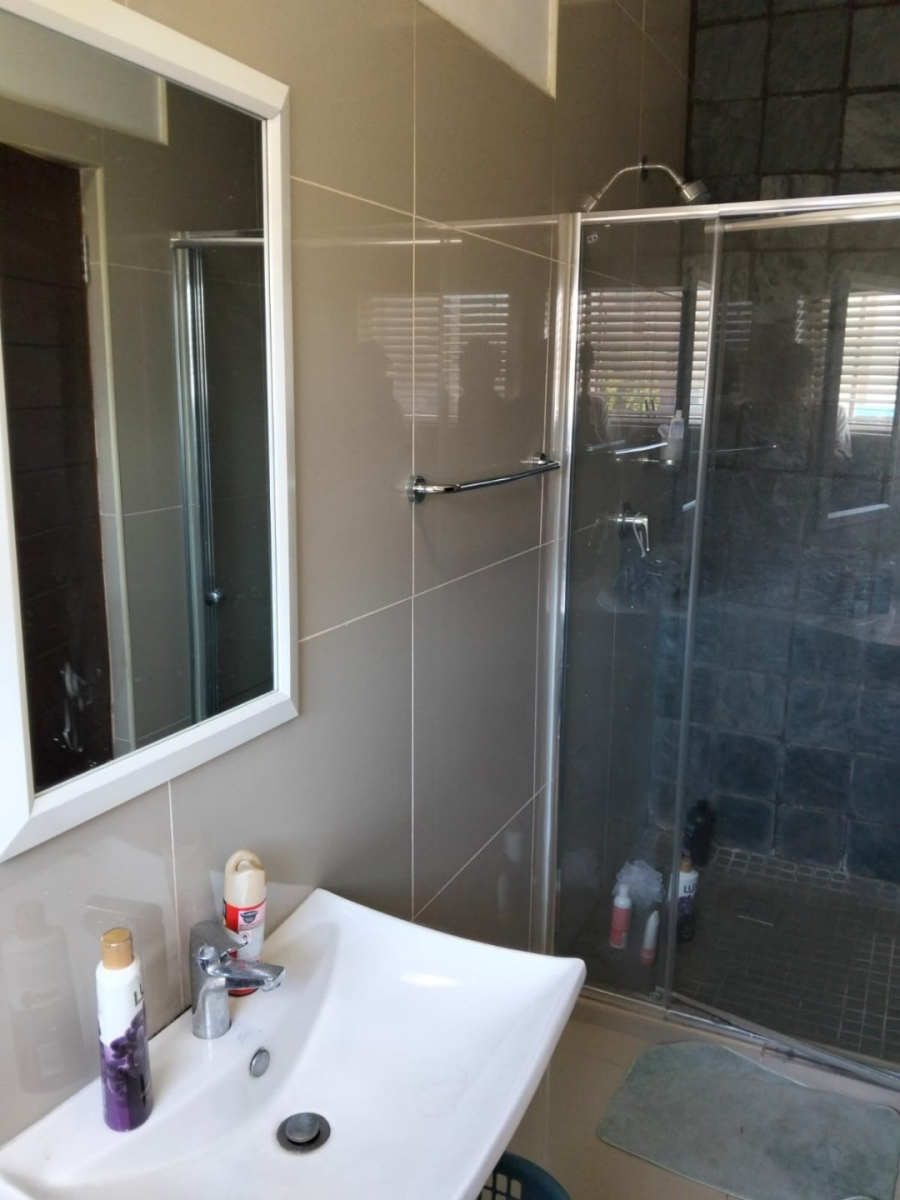 2 Bedroom Property for Sale in Umhlanga Ridge KwaZulu-Natal