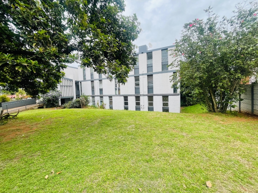 To Let 2 Bedroom Property for Rent in Umbilo KwaZulu-Natal