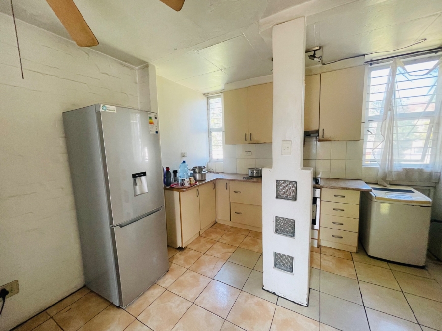 To Let 2 Bedroom Property for Rent in Umbilo KwaZulu-Natal